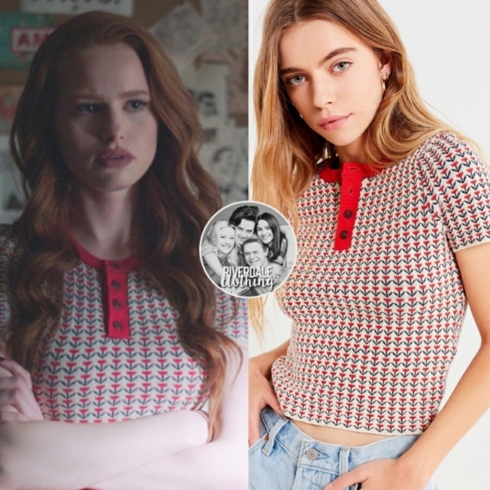 🔴 SOLD on other platform. Urban Outfitters Cropped Sweater Cheryl Blossom
